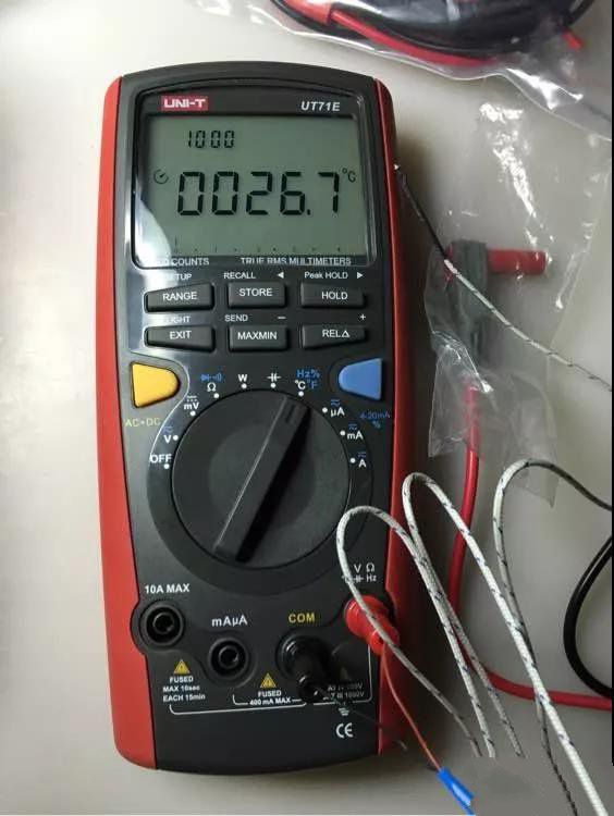 一分钟从小白电工进阶专家，使用万用表测量电压及零线火线的区分