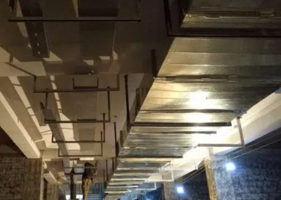 槽式镀锌桥架多少钱一米